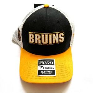 NWT Boston Bruins NHL Authentic Snap Back Baseball Hat